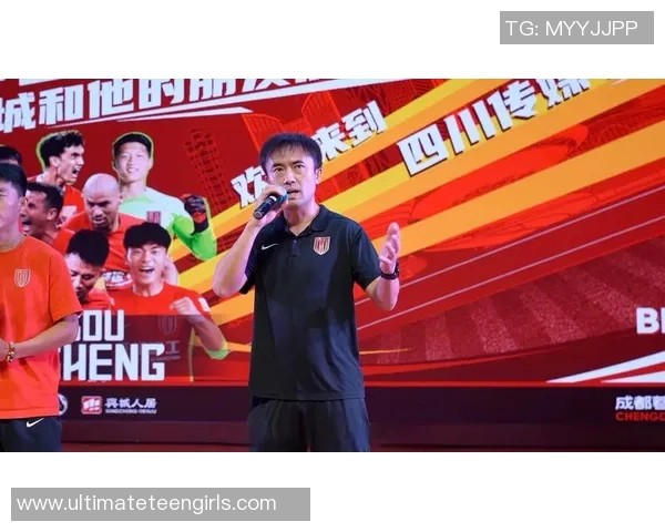 川传足球明星名单全解析及其成就回顾 川传足球明星名单全解析及其成就回顾