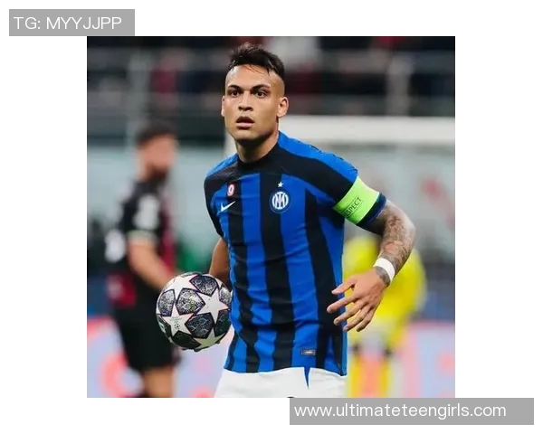 帅气世界足球明星的魅力与风采揭示了他们背后的奋斗与荣耀