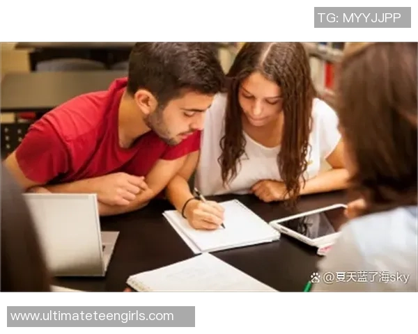 张丽独家分享网球心得与技巧助你提升球技的全面指南