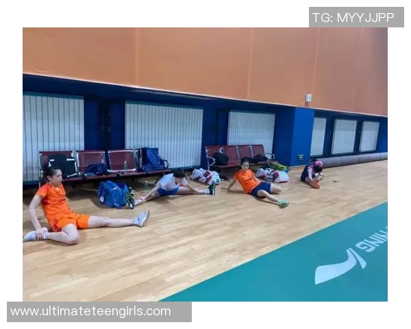 成都羽毛球队与上海羽毛球队赛后复盘分析个人能力对比与表现总结