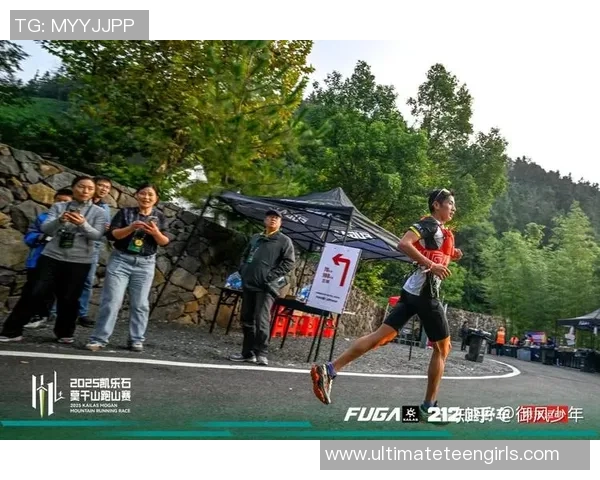 赛后复盘:上海羽毛球队与重庆羽毛球队的战术意识与表现分析 赛后复盘:上海羽毛球队与重庆羽毛球队的战术意识与表现分析