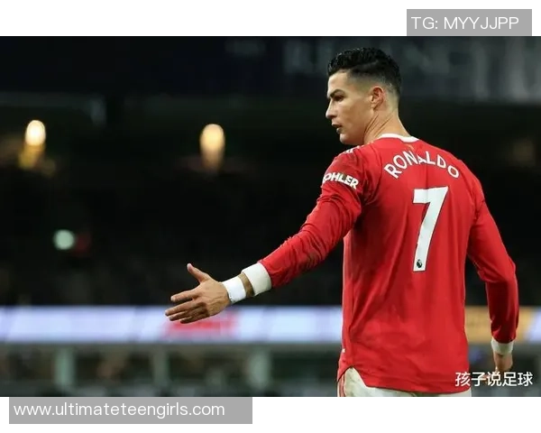 黑色足球明星的闪耀时刻与传奇故事盘点